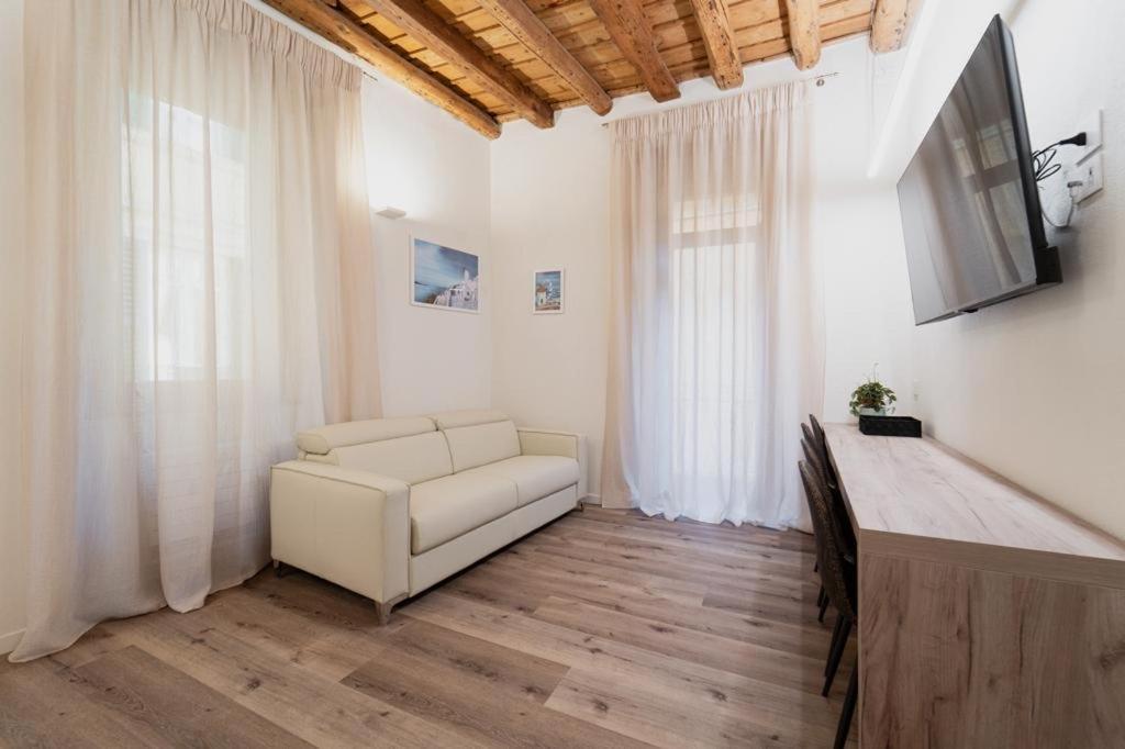 Flores Home Verona Dış mekan fotoğraf
